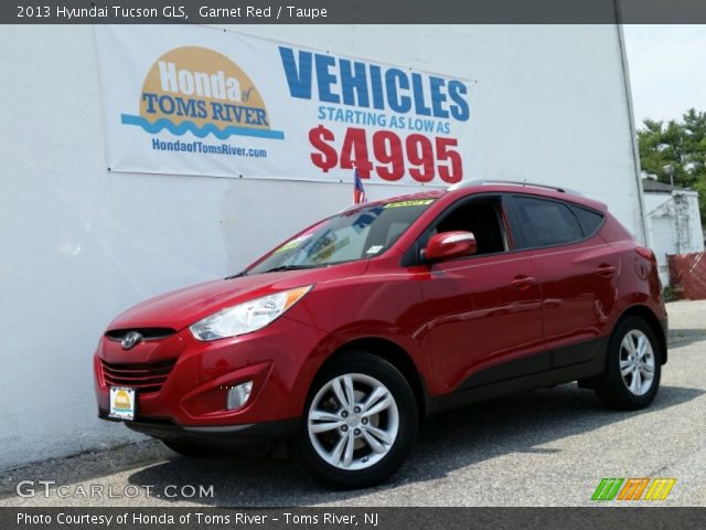 2013 Hyundai Tucson GLS in Garnet Red