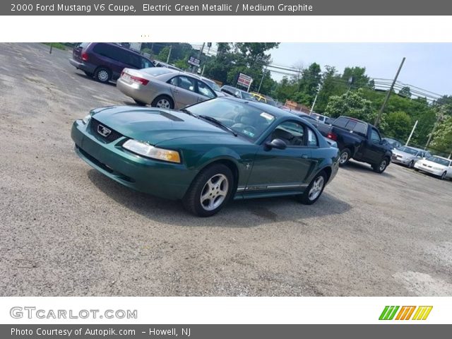2000 Ford Mustang V6 Coupe in Electric Green Metallic