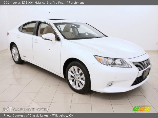 2014 Lexus ES 300h Hybrid in Starfire Pearl