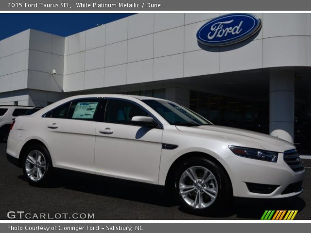 2015 Ford Taurus SEL in White Platinum Metallic