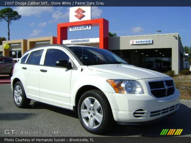 2007 Dodge Caliber SXT in Stone White