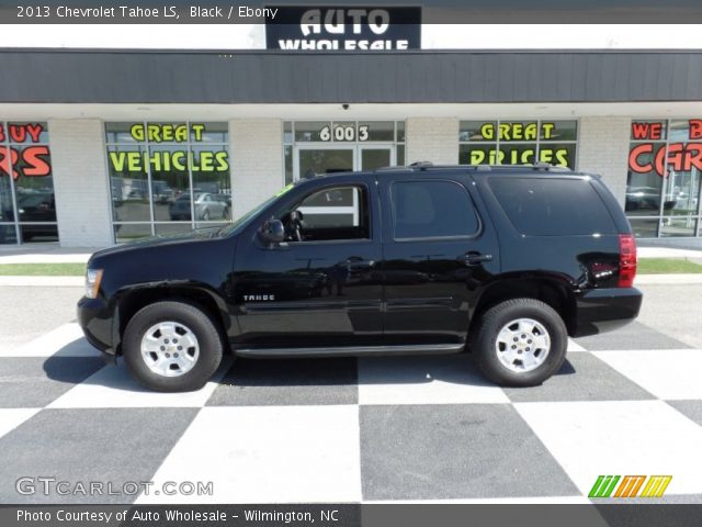 2013 Chevrolet Tahoe LS in Black