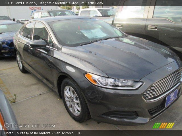 2016 Ford Fusion S in Magnetic Metallic