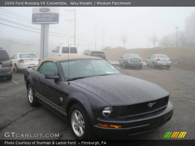 2009 Ford Mustang V6 Convertible in Alloy Metallic