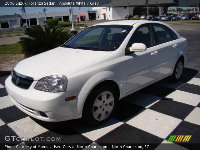 2006 Suzuki Forenza Sedan in Absolute White