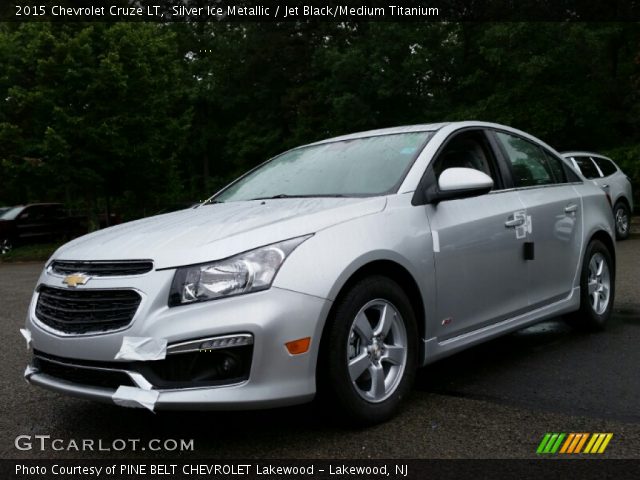 2015 Chevrolet Cruze LT in Silver Ice Metallic