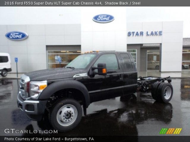 2016 Ford F550 Super Duty XLT Super Cab Chassis 4x4 in Shadow Black
