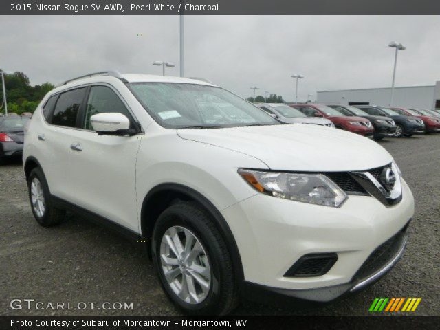 2015 Nissan Rogue SV AWD in Pearl White