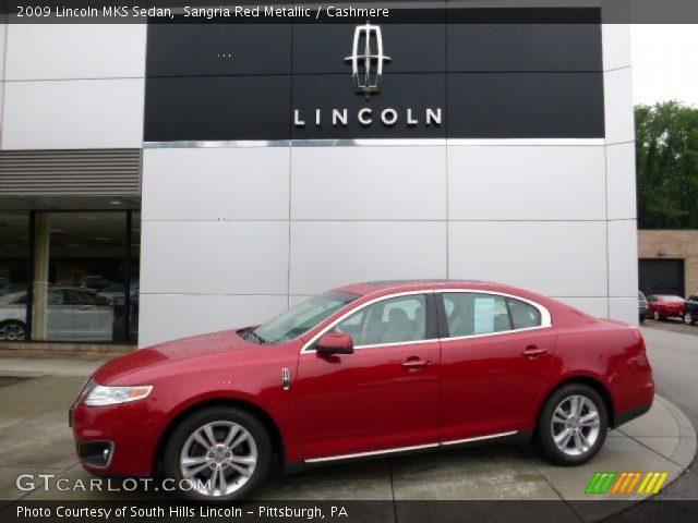 2009 Lincoln MKS Sedan in Sangria Red Metallic