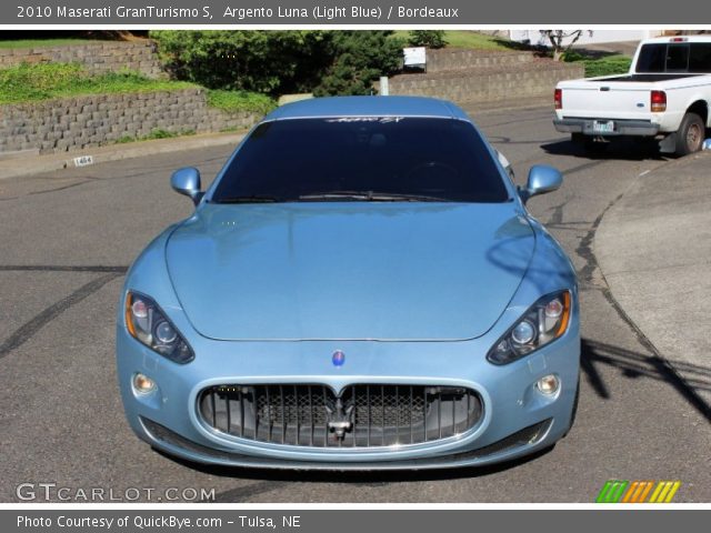 2010 Maserati GranTurismo S in Argento Luna (Light Blue)
