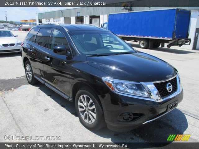 2013 Nissan Pathfinder SV 4x4 in Super Black