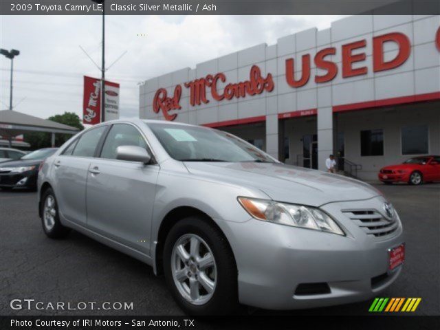 2009 Toyota Camry LE in Classic Silver Metallic