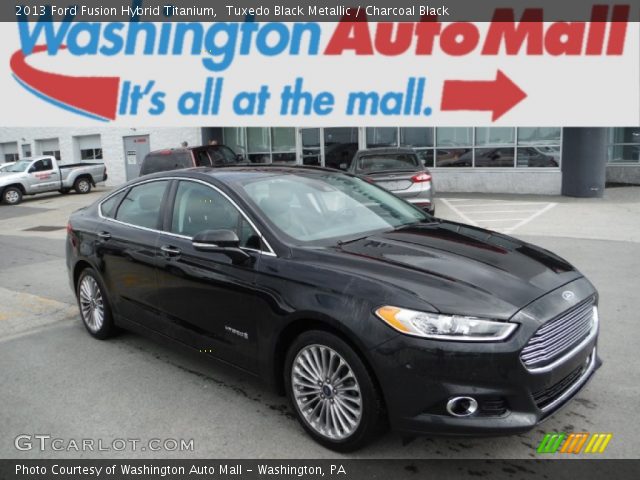 2013 Ford Fusion Hybrid Titanium in Tuxedo Black Metallic