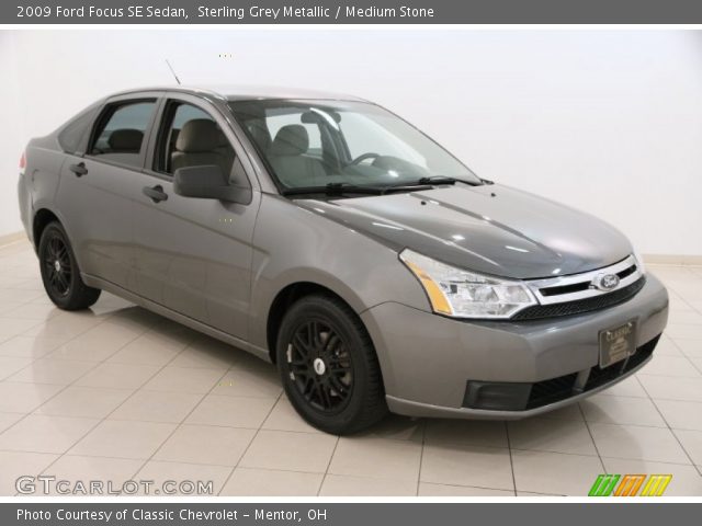 2009 Ford Focus SE Sedan in Sterling Grey Metallic