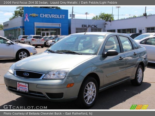 2006 Ford Focus ZX4 SE Sedan in Liquid Grey Metallic