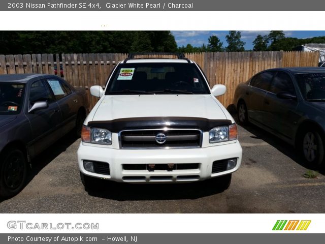 2003 Nissan Pathfinder SE 4x4 in Glacier White Pearl