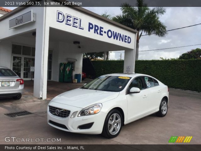 2013 Volvo S60 T5 in Ice White