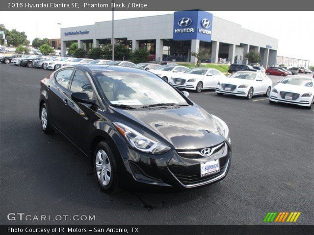 2016 Hyundai Elantra SE in Phantom Black