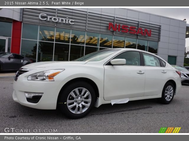 2015 Nissan Altima 2.5 S in Pearl White