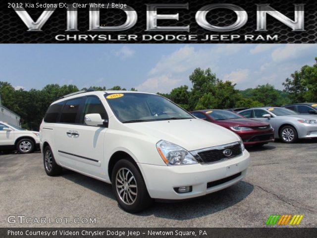 2012 Kia Sedona EX in Clear White