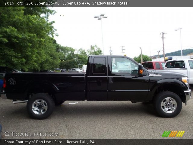 2016 Ford F250 Super Duty XLT Super Cab 4x4 in Shadow Black