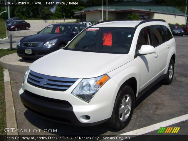2007 Suzuki XL7 AWD in Pearl White