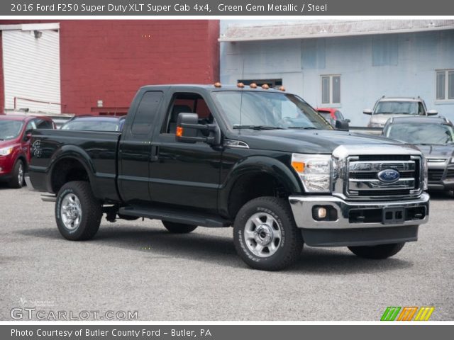 2016 Ford F250 Super Duty XLT Super Cab 4x4 in Green Gem Metallic