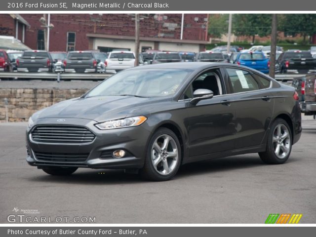 2016 Ford Fusion SE in Magnetic Metallic