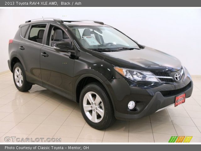 2013 Toyota RAV4 XLE AWD in Black