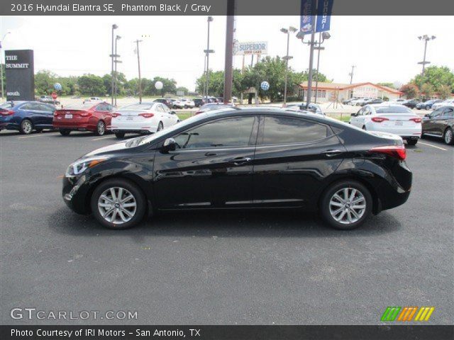 2016 Hyundai Elantra SE in Phantom Black