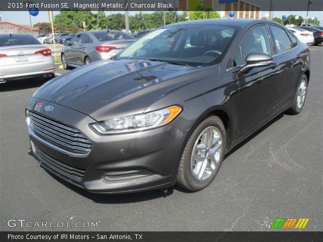 2015 Ford Fusion SE in Magnetic Metallic