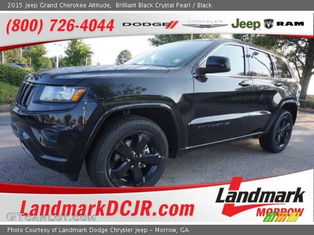 2015 Jeep Grand Cherokee Altitude in Brilliant Black Crystal Pearl