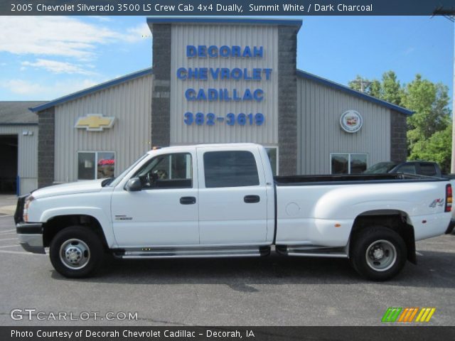 2005 Chevrolet Silverado 3500 LS Crew Cab 4x4 Dually in Summit White