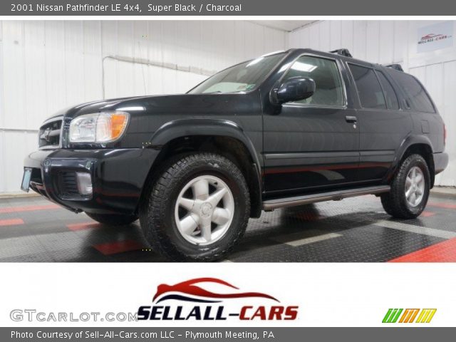 2001 Nissan Pathfinder LE 4x4 in Super Black