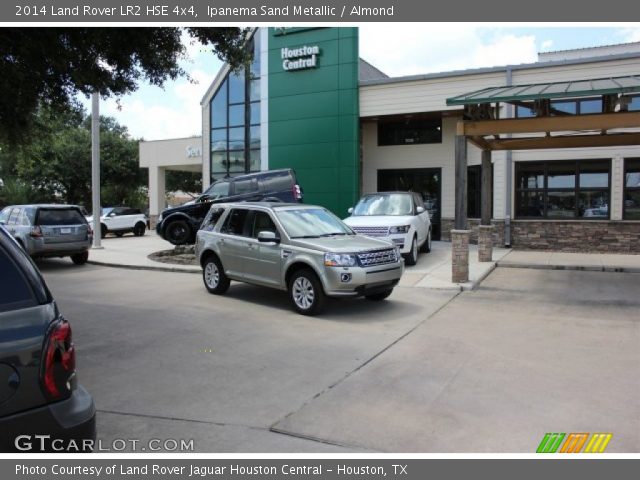 2014 Land Rover LR2 HSE 4x4 in Ipanema Sand Metallic