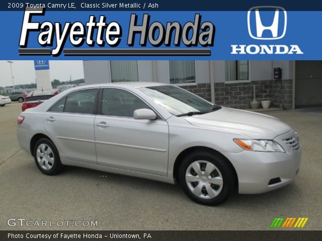 2009 Toyota Camry LE in Classic Silver Metallic