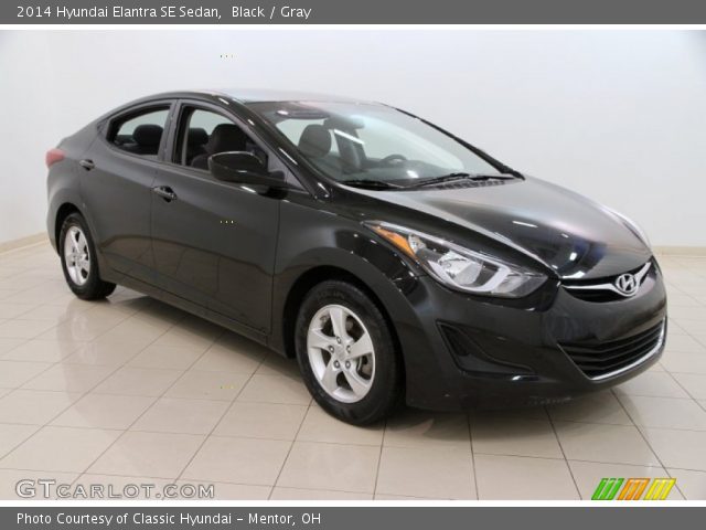 2014 Hyundai Elantra SE Sedan in Black