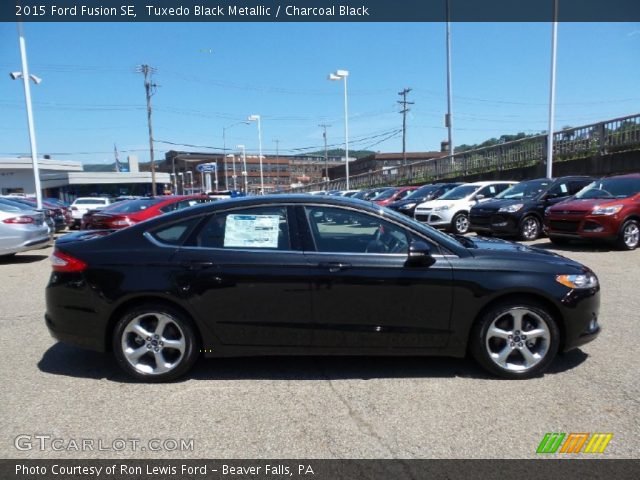 2015 Ford Fusion SE in Tuxedo Black Metallic