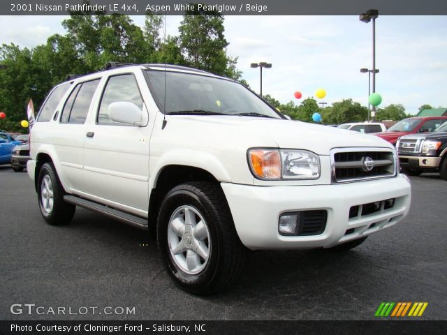 2001 Nissan Pathfinder LE 4x4 in Aspen White Pearlglow