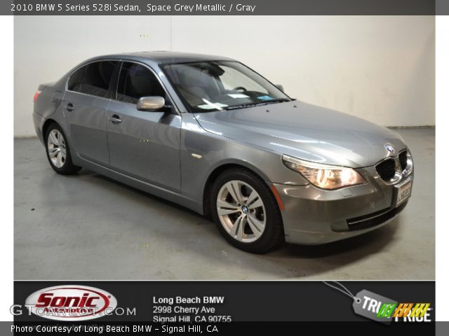 2010 BMW 5 Series 528i Sedan in Space Grey Metallic