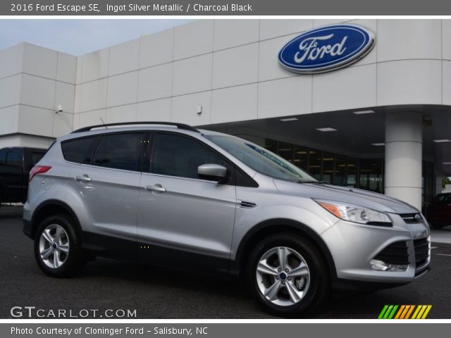 2016 Ford Escape SE in Ingot Silver Metallic