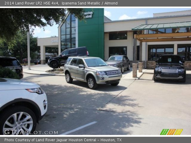2014 Land Rover LR2 HSE 4x4 in Ipanema Sand Metallic