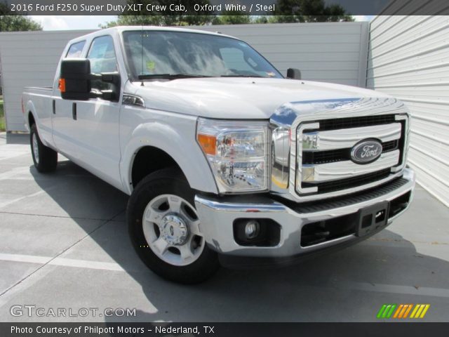 2016 Ford F250 Super Duty XLT Crew Cab in Oxford White
