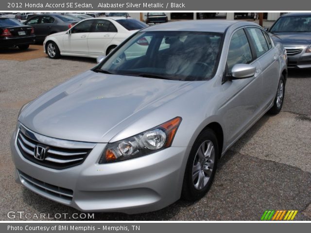 2012 Honda Accord SE Sedan in Alabaster Silver Metallic