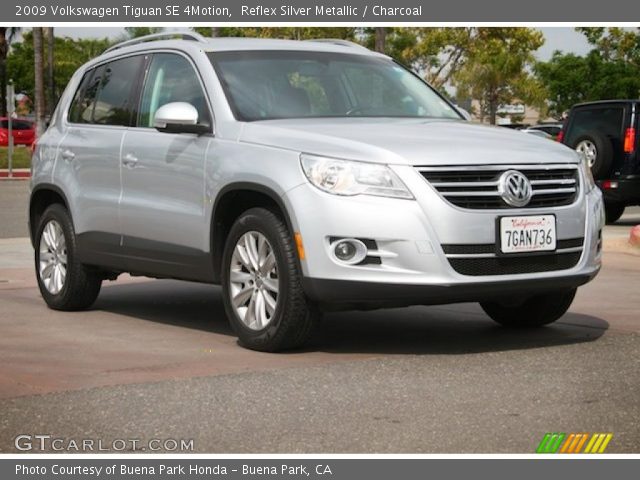 2009 Volkswagen Tiguan SE 4Motion in Reflex Silver Metallic