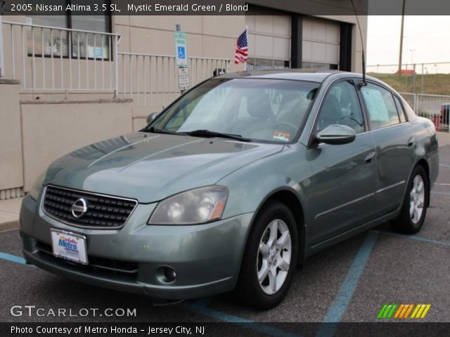 2005 Nissan Altima 3.5 SL in Mystic Emerald Green