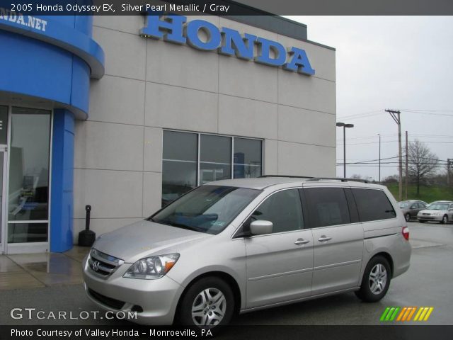 2005 Honda Odyssey EX in Silver Pearl Metallic