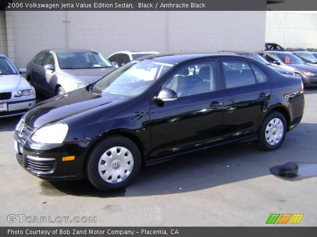 2006 Volkswagen Jetta Value Edition Sedan in Black