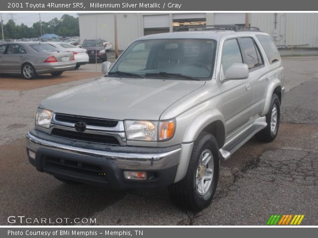 2001 Toyota 4Runner SR5 in Millennium Silver Metallic