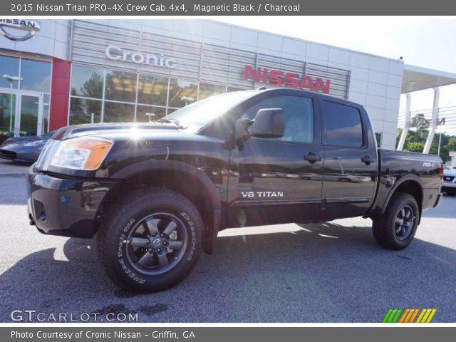 2015 Nissan Titan PRO-4X Crew Cab 4x4 in Magnetic Black